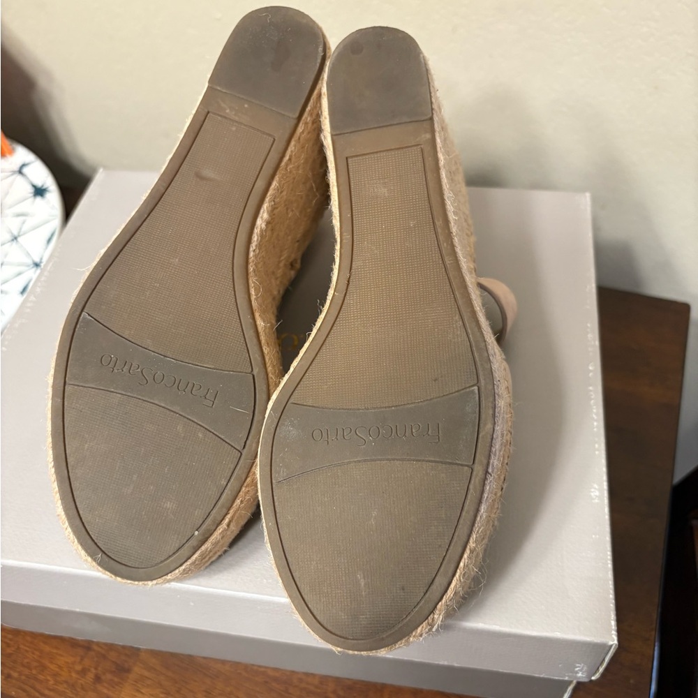 Spring Wedges - Picture 3 of 3